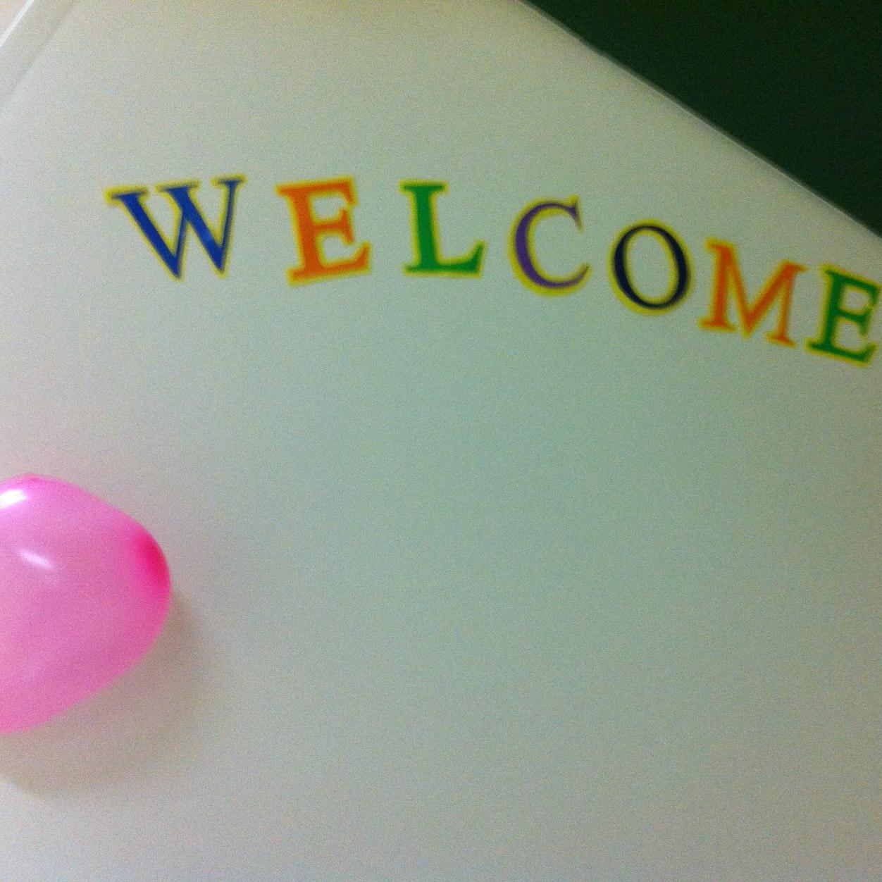 AwsCc's profile picture. انا شبابك لاغزا راسك الشيب وانا عضيدك لو تجور الليالي