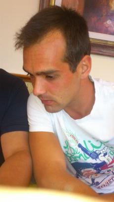 veciata87's profile picture. 