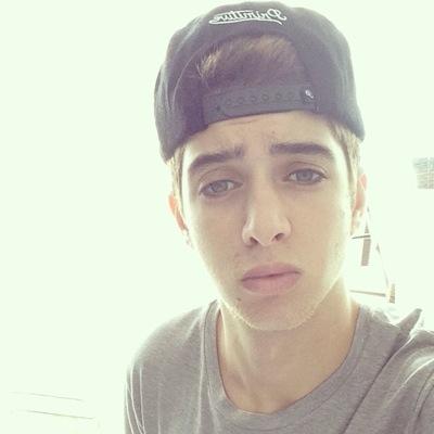 Twitter oficial te amo @lipemariano_ esperando oficialização Juntos Vamos Além instagram do lindo https://t.co/oFQcZIyRH6