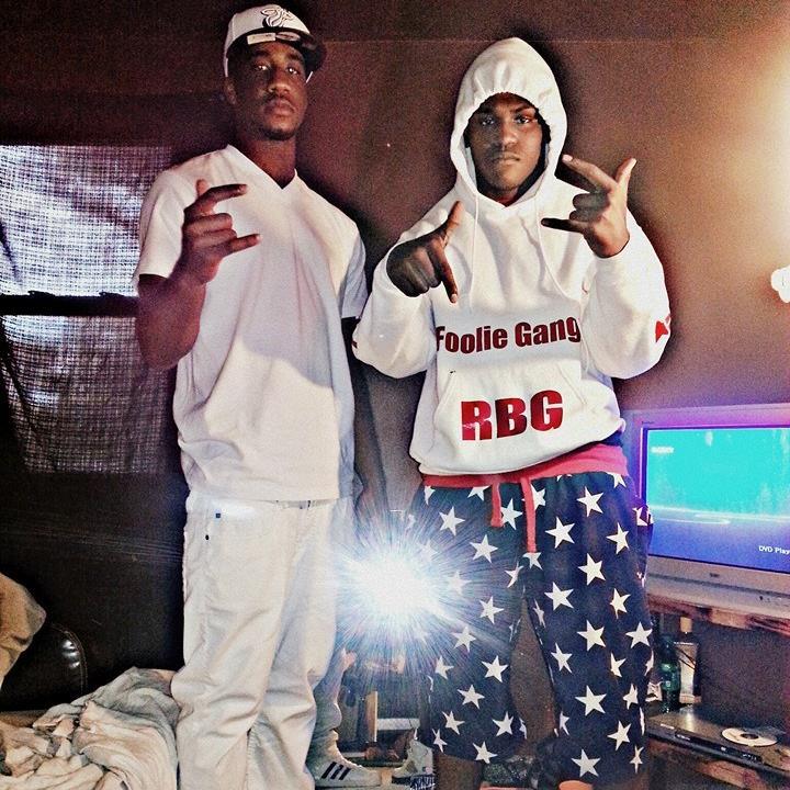 fooliegang_2015's profile picture. Im Foolie Gang D-Money Team for my niggas... Rest In Gold to Foolie and D-Monsz omh free bronem out that cage #Squadd #Str8East #Rbg