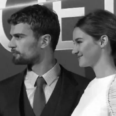 • the dead ship is still slaying • tvd, the originals, the 100, divergent, thg • klaroline are forever in my heart ∞ • met theo james 11/03/15 •
