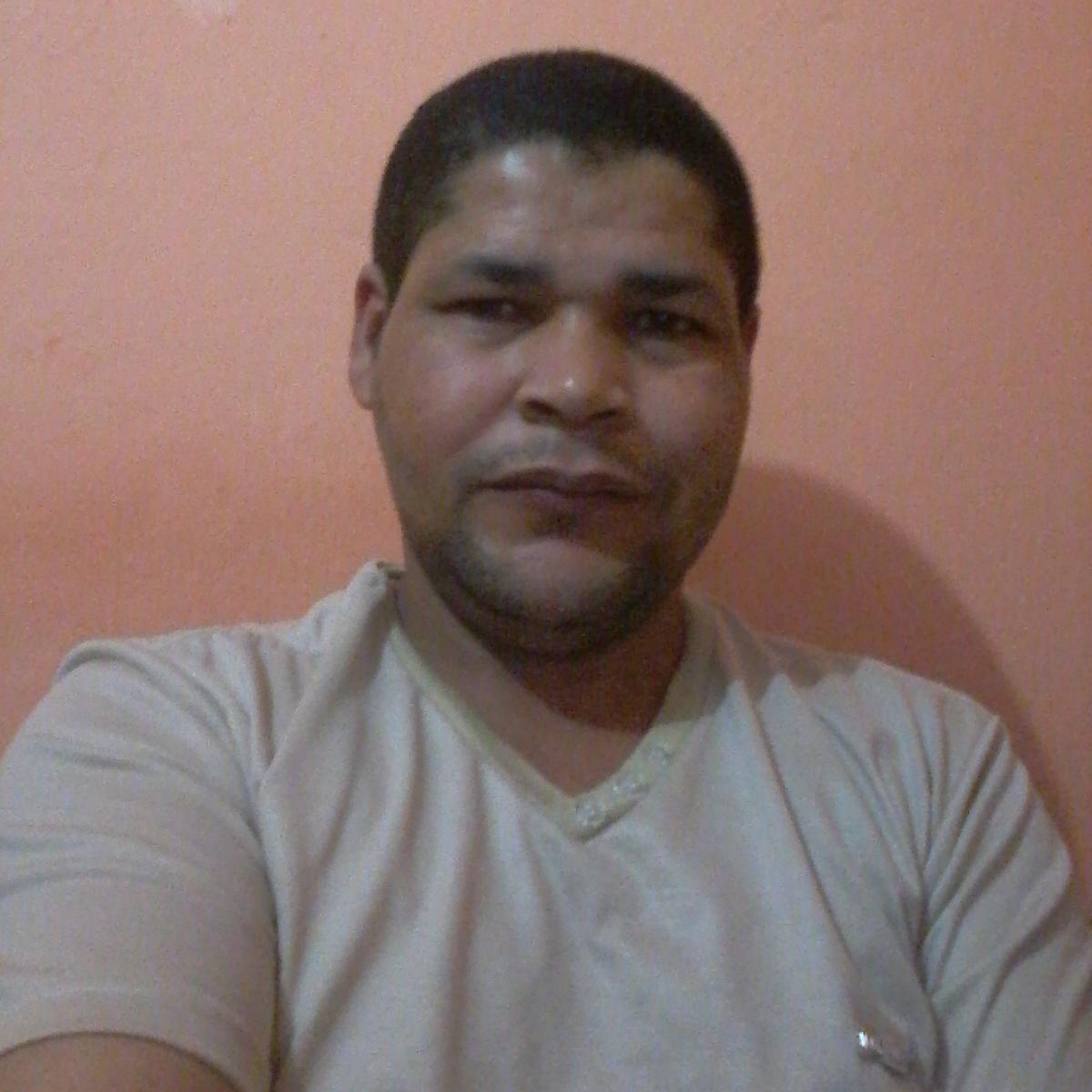 Vivendo o presente pois o futuro é meio incerto.