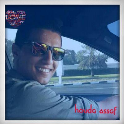 ‏جزائرية من بلد المليون ونصف المليون شهيد عاشقة محمد عساف والنادي الملكي ريال مدريد