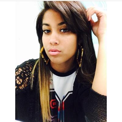 Alizemixer_'s profile picture. 