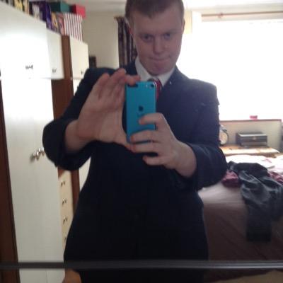 6789Thomas's profile picture. im Thomas weigh who supports arsenal.