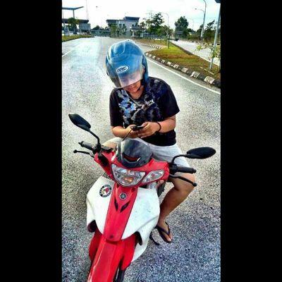 Aeshvierra's profile picture. Aesh // Haters Pergi Mampus // Not Your Probs//

//