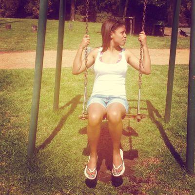 Nicoleathomas2's profile picture. Made in God's hands:)• Student• Believer♥