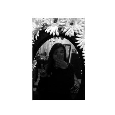 alllaboutalicia's profile picture. surround your self with positive people :)