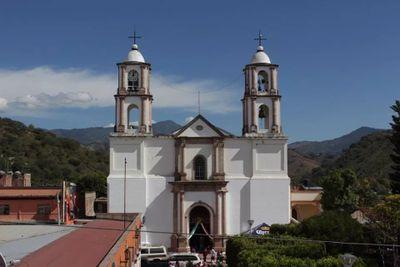 TuCoalcoman's profile picture. Conoce un pueblo michoacano con bellas tradiciones, costumbres, clima agradable todo el año, diciembre con sus posadas la tradicion mas conocida de Coalcomán...