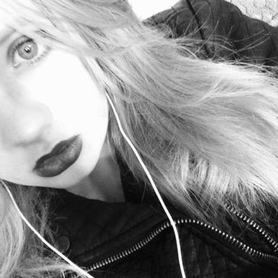 British girl with BIG dreams life without music would truly suck❤️
