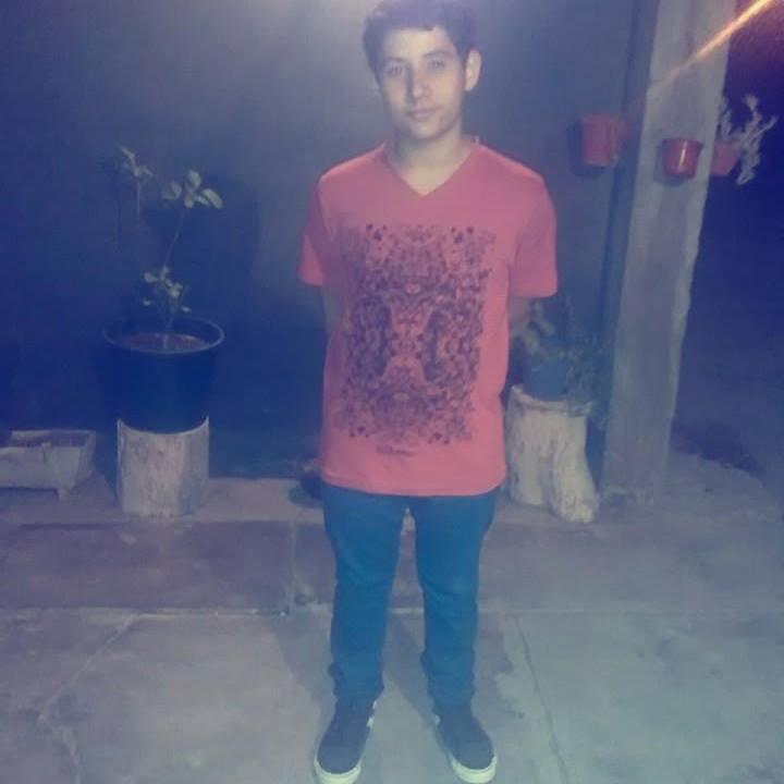 emi_rozas's profile picture. 