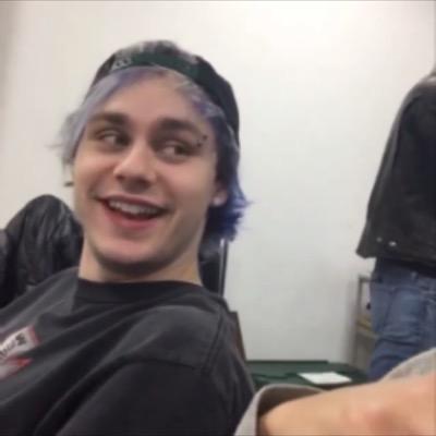 so he called me up and is like i still love you but im like lol your not Michael Clifford