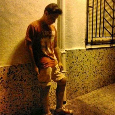 te levantas cada mañana, miras a la persona de la que te enamoraste y te das cuenta de que esa persona es tu reflejo en el espejo