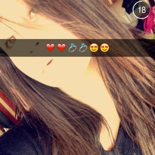 VitrySurHaine's profile picture. En Couple   .❤ Italienne Espagnol  Vitry bebe follow me ♥ Fb : Tifany Vss Snap: Tifany_vss ♥ Insta: Vitry Sur Haine ♥