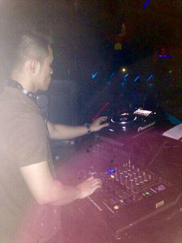 arqanpratamaa's profile picture. Somewhere out there