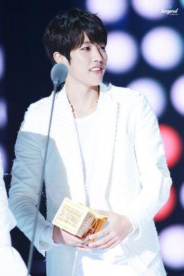 fanbase for 인피니트 이성열 (@Seongyeol1991),inspirit fighting!! always support!! followback? I follow you.. thank to follow me