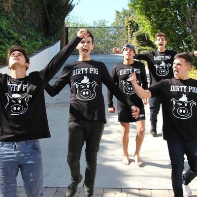 https://t.co/CBXkHUdAHV // https://t.co/rpzWFVJUbu // pls follow @jadevilaysing