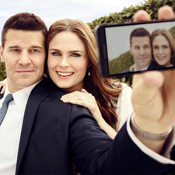 Christian, Wife, Mother, Tech Nut who watches too much TV. ;)