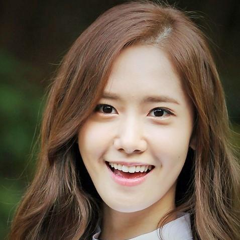 enjoy your free follow! now can you please follow @xoyoonsic and @ohjungsis back? it would mean the world to me! I promise they both follow back, tysm! :) xx