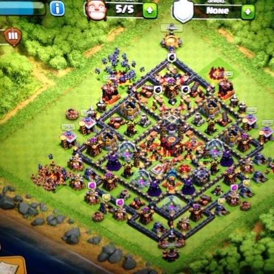 looking to trade my clash for another clash or madden mobile coins. dm if you want to trade a lv 130+