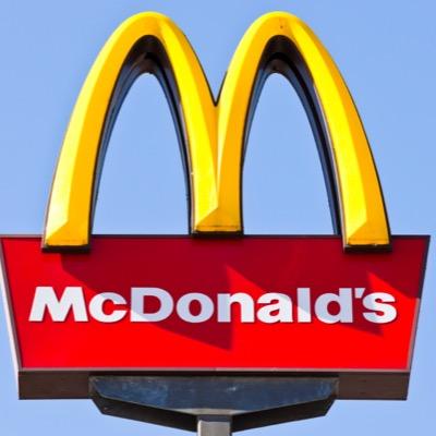Crew member tweeting the problems of working in this fast food establishment. Message me your #mcdonaldsproblems and I'll tweet them and tag you!