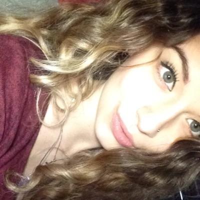 rayna_southart's profile picture. 