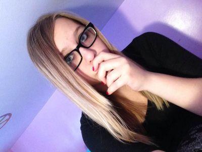 talk54507942's profile picture. love girls