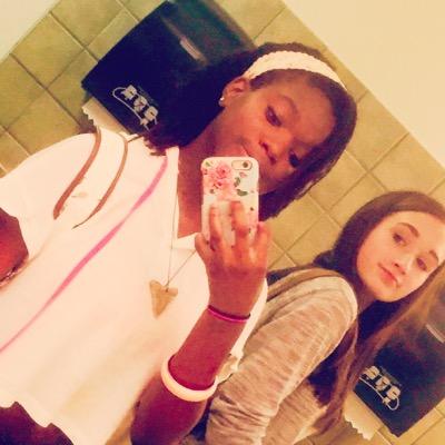 Woodward Academy student SHUT YO BUBBLE GUM DUMB DUMB LOOKIN ASS DEFUQ FACE UP- Isabelle