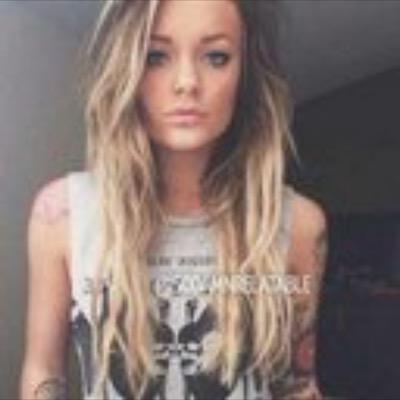 Hipster|Nerd|Pewdiepie Is Bro|Friend is @StarGazer2918|Singing|I❤️Adventure Time|Gamer|Goal Is 1k Followers|New|