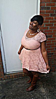 Love to laugh,joke,just plain out have fun!