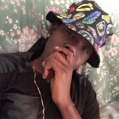 FlowSoSickkk's profile picture. lol am just a random ass kid that is crazy and just love laughing