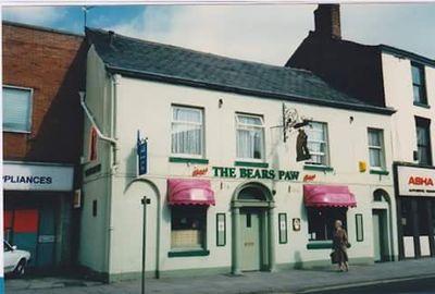 Situated in town centre open from 10 showing all live sport weekend entertainment & Thursday bingo quiz Cheapest prices and best atmosphere in Preston