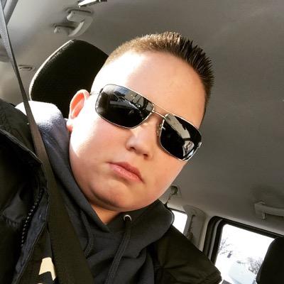 AMazzeyb's profile picture. my favorite song is thinking out loud