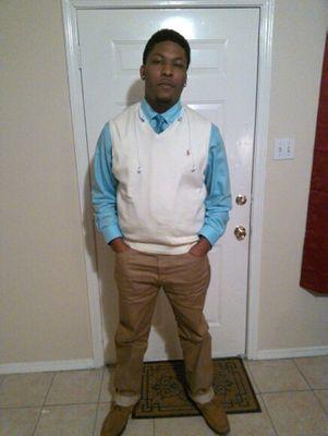 Im dat Kidd they kall HoLLyW00D kuz i stay stuntin on niggas but i dont stunt des niggas gettin paid is all i kno...