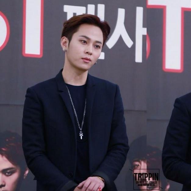EXO'Luhan⭐️B2ST'JunHyung⭐️EXO'FAN⭐️B2UTY⭐️ ❤️THANK'FOLLOE ME ♥