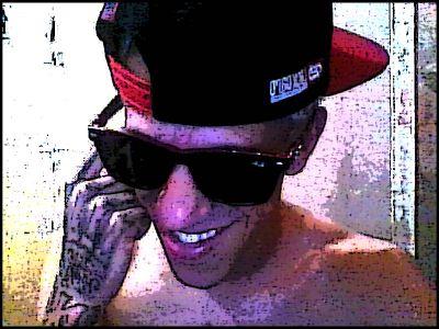 Whats: (16)9 8169-6491