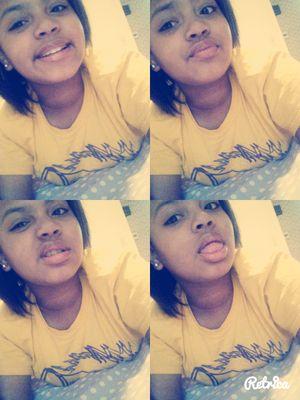 •Instagram- Beauty_Queenn02 •Snapchat-Qveenn_3x 
•
