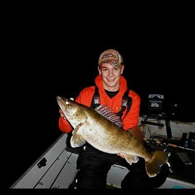 i fish because I'm alive and I'm alive because I fish