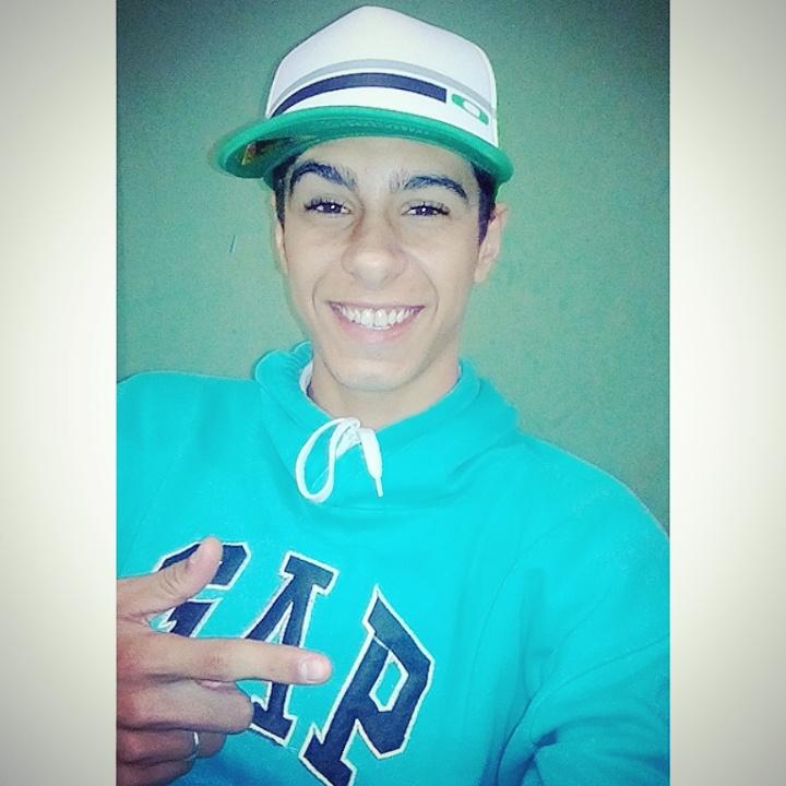 voce é muito importante na minha vida, eu te amo muito e quero voce sempre do meu lado meu amor! ❤️ fran.l aqui ❤️