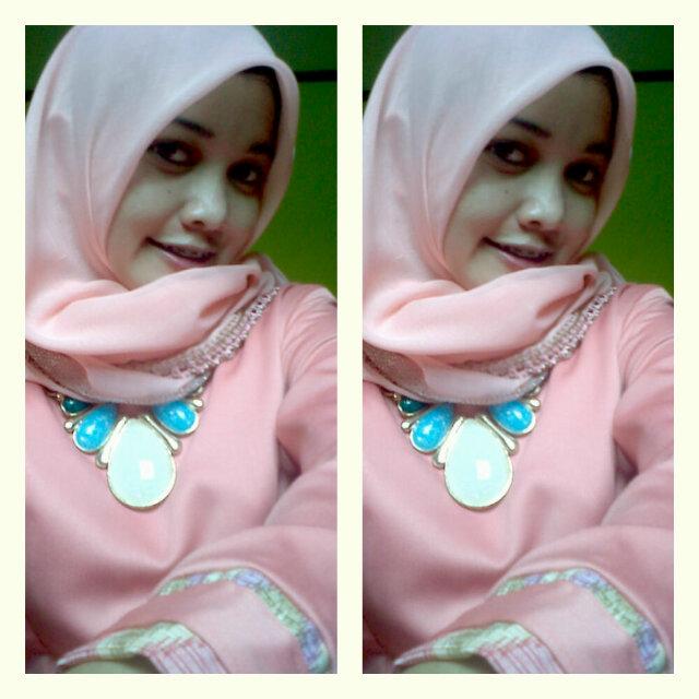 dev_trie's profile picture. Ya allah aku ingin berbisik kepada mama ªkυ & berkatama inilah ªkυ gadis kecil mu dulu,yg kini sudah dewasa Dan ªkυ ingin megenggam tangan mama diakir hayatku