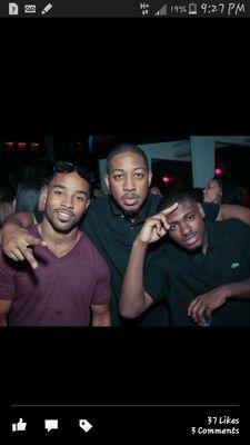 im a single young 34 year old brotha. single father of a hansome 2year son