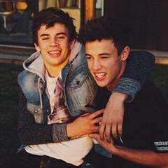Ative as nossas notificações e iremos te ajudar com o follow dos integrantes da magcon