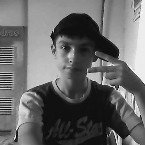 soy yotuber subo videos en yotube de música urbana pero con efectos de alvin  y las ardillas 
suscribanse a mi canal en yotube:
jhalid Vargas