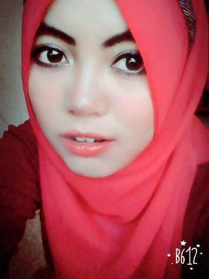 meisya_novi's profile picture. oh Allah, give me a right away... ♥