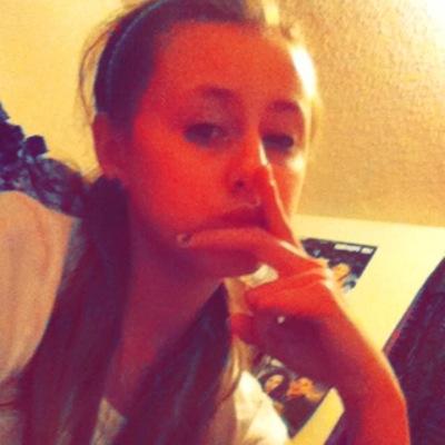 FomousT's profile picture. dont ever change be yourself and smile //follow me ill follow you.