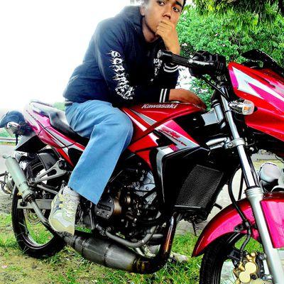 Fani agung rizky santoso l pin :  521507A3 l student of smk pembangunan nasional purwodadi l 15-07-1998 l @FaniRizky_ l follback just mention l