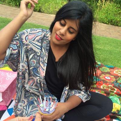 In search of sleep, sanity & Hogwarts. Marketer and Graphic Designer
