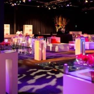 Congressen, Vergaderingen, Bijeenkomsten, Bruiloften, Recepties, Personeelsfeesten, Concerten, Muziekevenementen, Catering op locatie en Beurzen op locatie.