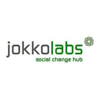 Jokkolabs est un réseau d'espaces d'innovation en Afrique lancé le 10/10/10 pour promouvoir l'entrepreneuriat en Afrique et dans le monde