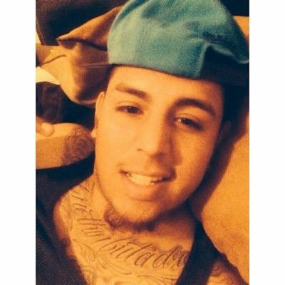 Ayy my name is berto and im an addict, Im addicted to moneyI love fast cars, I love jewelry, I love pussy but ion love these women i just cant !